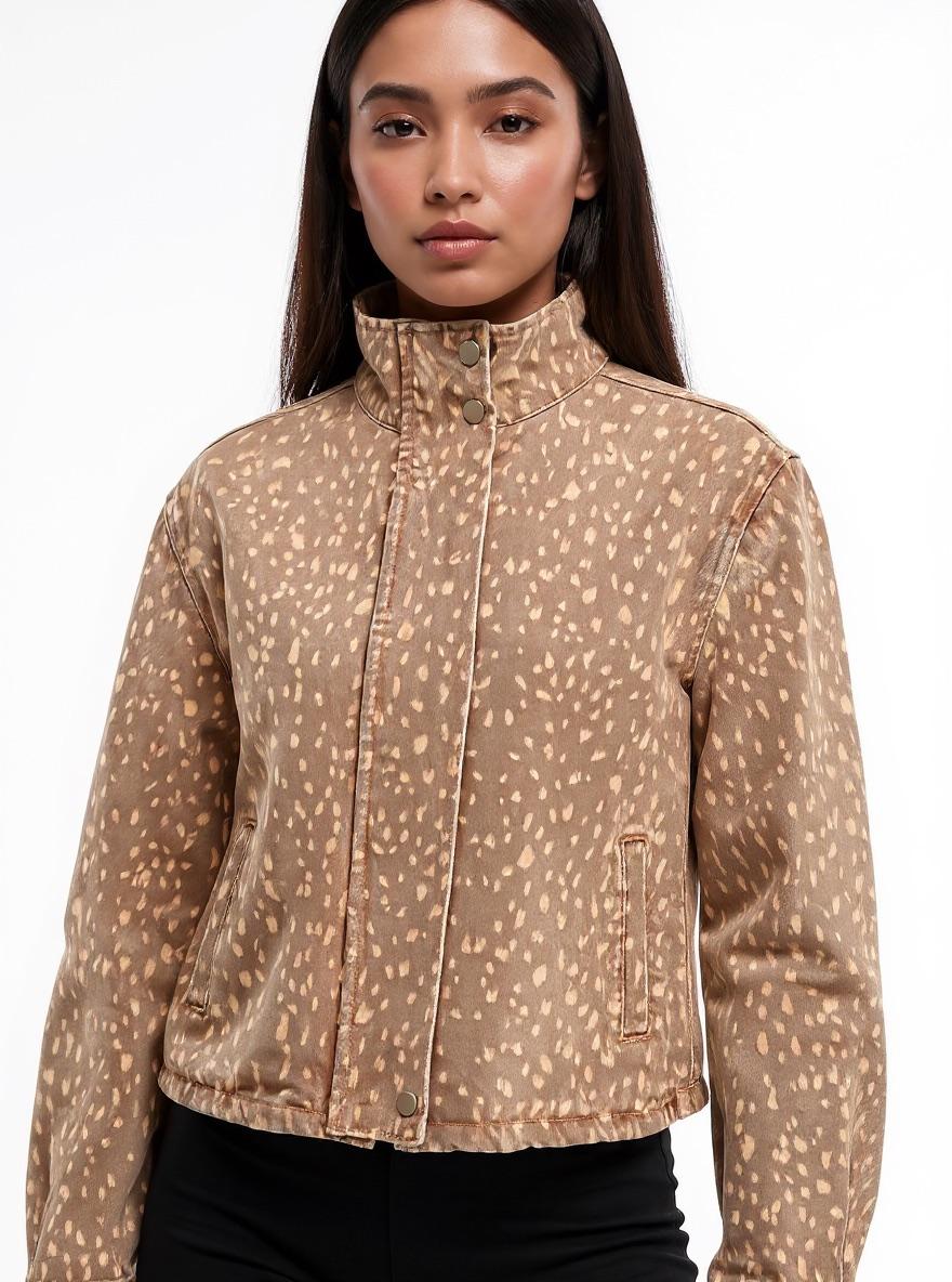The Spot Jacket in Beige