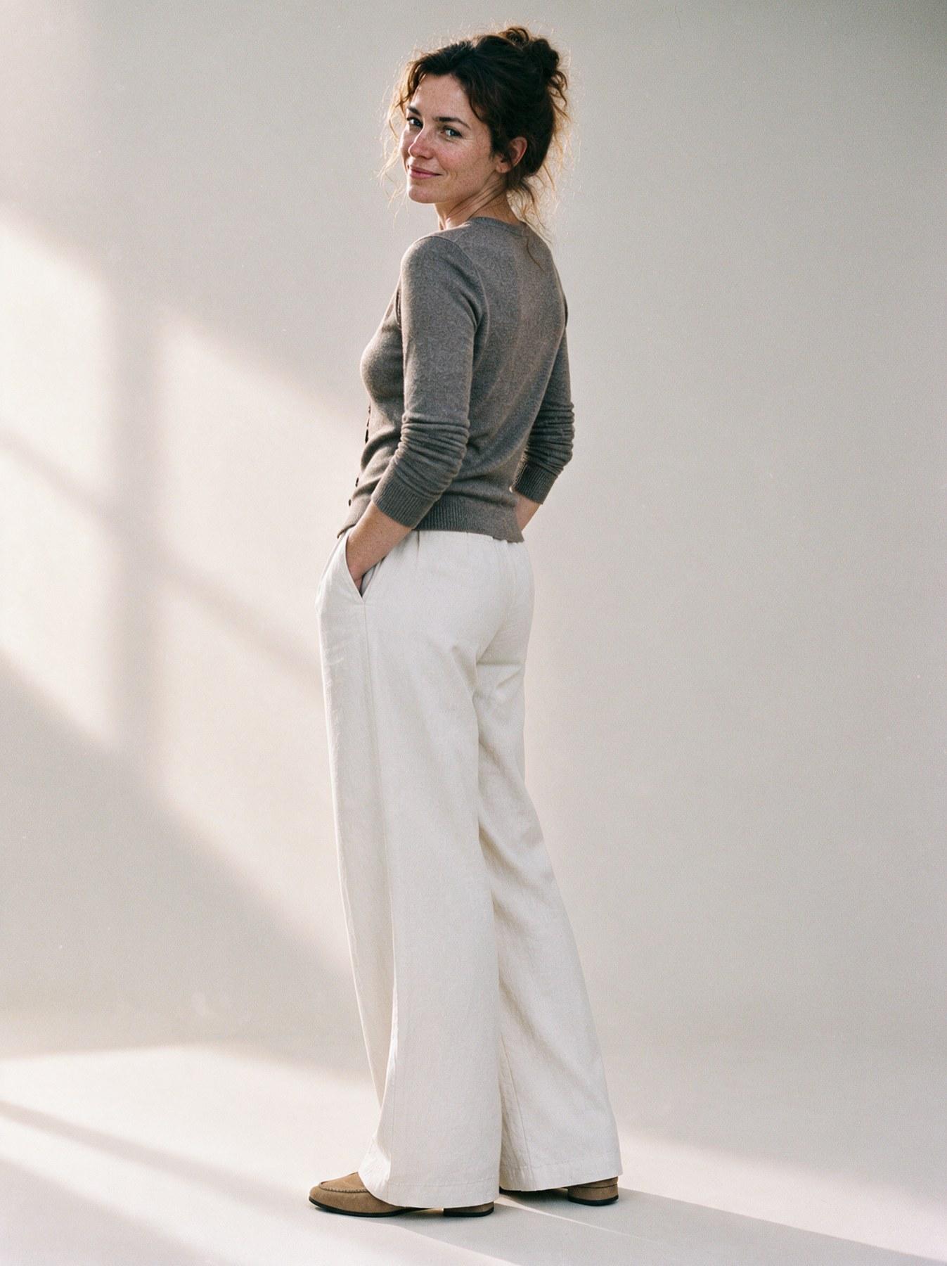 The Fine-Knit Cardigan in Taupe